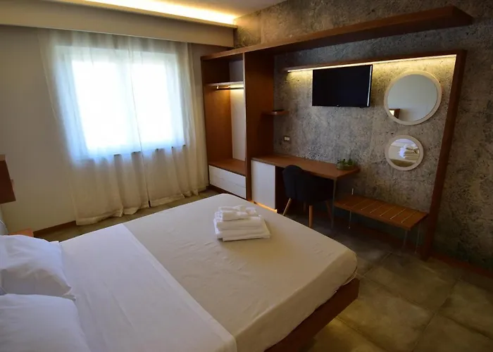 Maestrale 住宿加早餐酒店 特罗佩阿