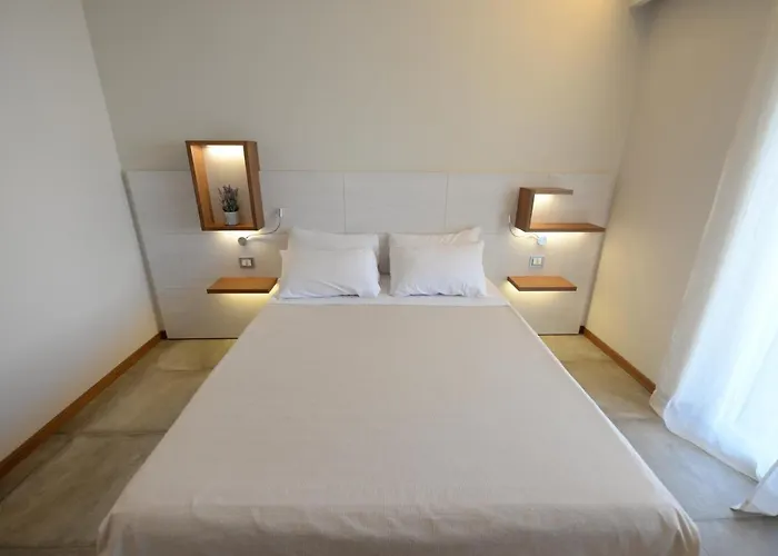 住宿加早餐酒店 Maestrale 特罗佩阿