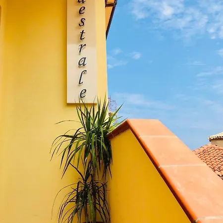 Maestrale Bed and breakfast 4*